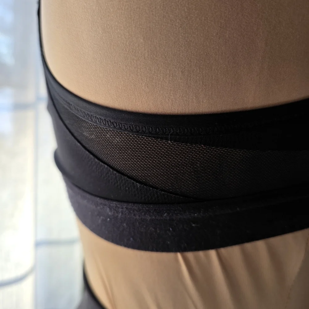 Nike Vented Black Lightly Padded‎ Sports Bra Size Women's Extra Small